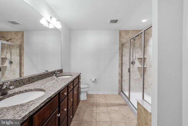 23 LARKSPUR LN, Monroe Township, NJ 08831