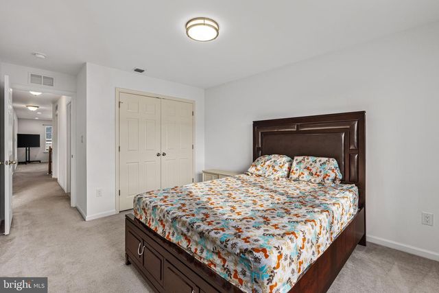 23 LARKSPUR LN, Monroe Township, NJ 08831