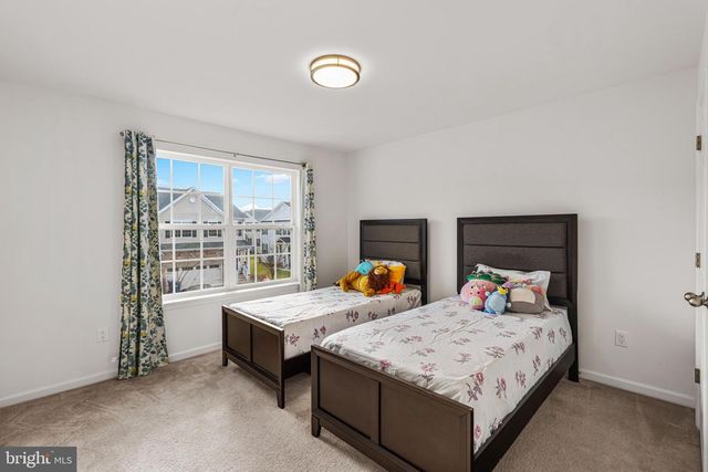 23 LARKSPUR LN, Monroe Township, NJ 08831