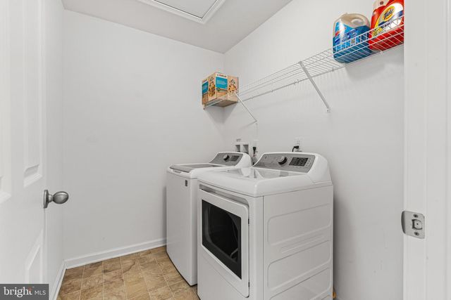 23 LARKSPUR LN, Monroe Township, NJ 08831