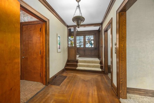 430 W Upton Avenue, Reed City, MI 49677