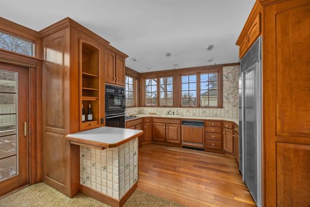 430 W Upton Avenue, Reed City, MI 49677