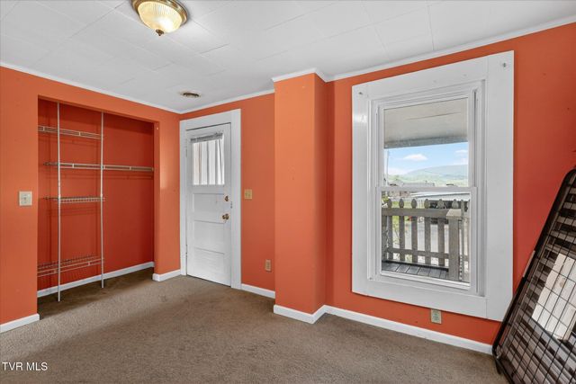 425 Beasley Street, Elizabethton, TN 37643