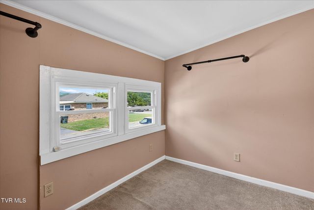 425 Beasley Street, Elizabethton, TN 37643