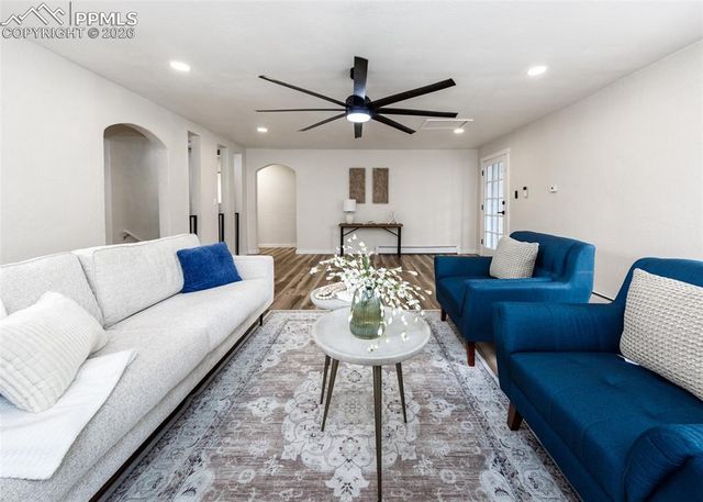 1306 W Abriendo Avenue, Pueblo, CO 81004