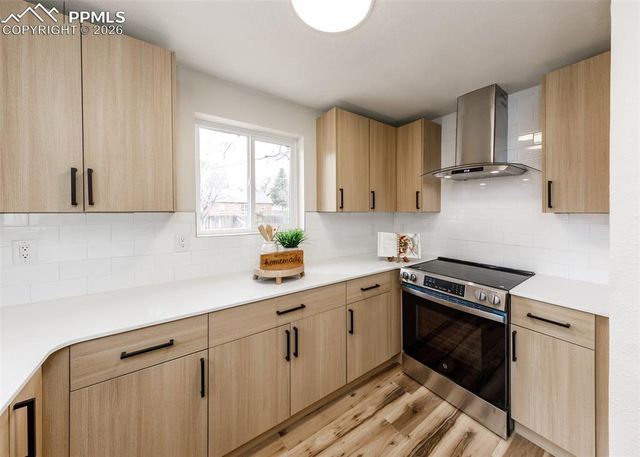 1306 W Abriendo Avenue, Pueblo, CO 81004