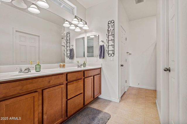 19585 W WASHINGTON Street, Buckeye, AZ 85326