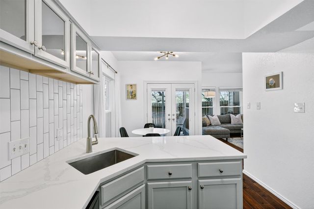 3809 Spicewood Springs RD 103, Austin, TX 78759