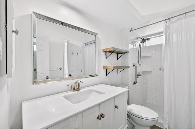 3809 Spicewood Springs RD 103, Austin, TX 78759