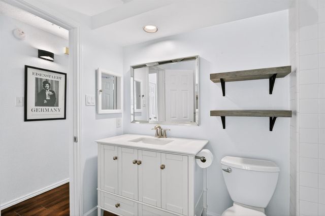 3809 Spicewood Springs RD 103, Austin, TX 78759