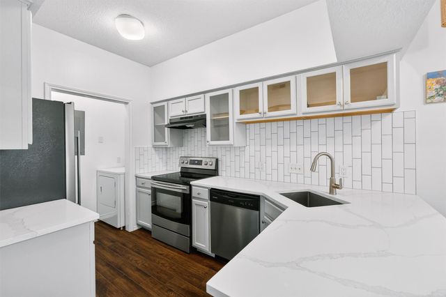 3809 Spicewood Springs RD 103, Austin, TX 78759