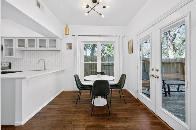 3809 Spicewood Springs RD 103, Austin, TX 78759