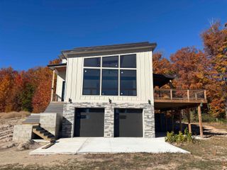 136 Mooney Way, Torch Lake Twp, MI 49648