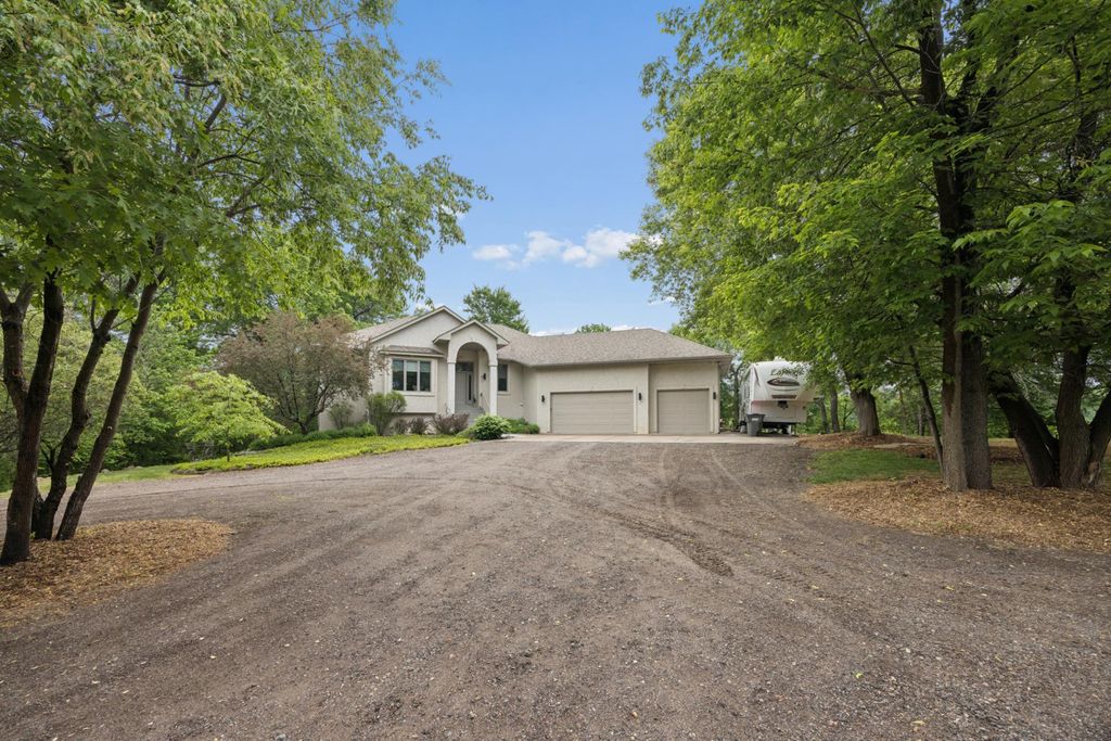3882 219th Lane NE, East Bethel, MN 55011 — exterior