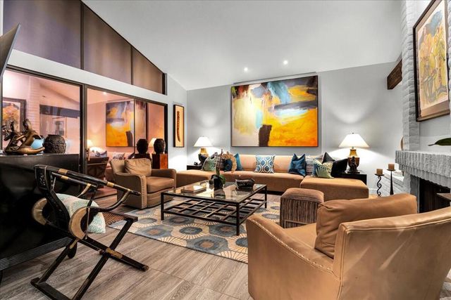 107 Tanglewood Trail, Palm Desert, CA 92211