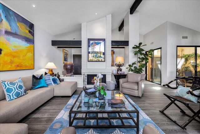 107 Tanglewood Trail, Palm Desert, CA 92211