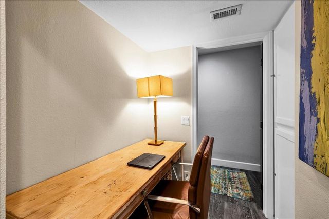 107 Tanglewood Trail, Palm Desert, CA 92211