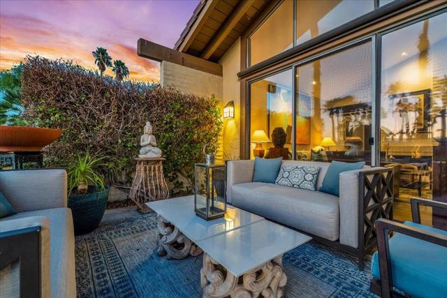 107 Tanglewood Trail, Palm Desert, CA 92211