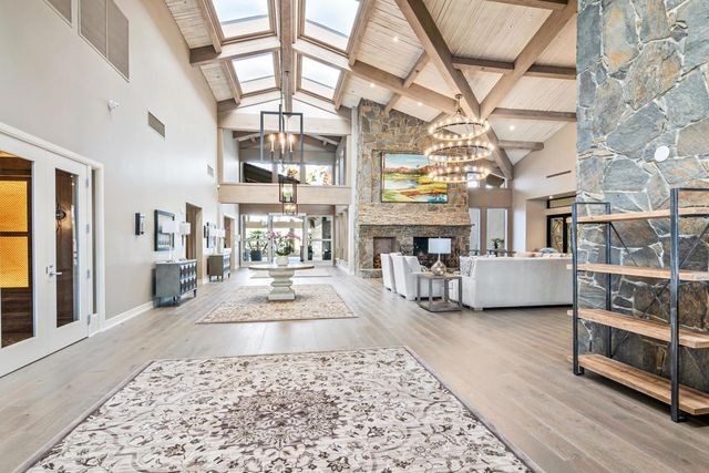 107 Tanglewood Trail, Palm Desert, CA 92211