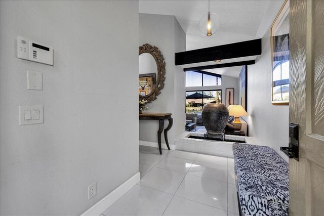 107 Tanglewood Trail, Palm Desert, CA 92211