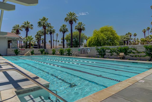 107 Tanglewood Trail, Palm Desert, CA 92211