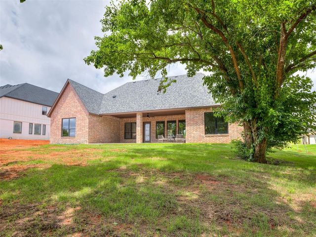 3394 Red Ridge Drive, Blanchard, OK 73010
