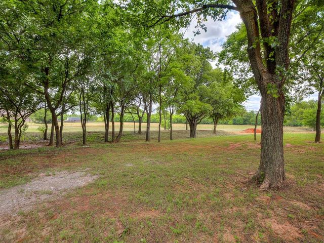 3394 Red Ridge Drive, Blanchard, OK 73010