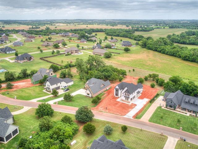 3394 Red Ridge Drive, Blanchard, OK 73010