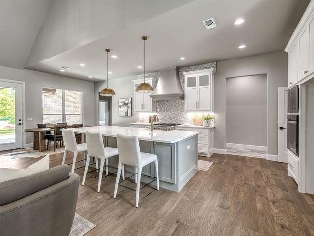 3394 Red Ridge Drive, Blanchard, OK 73010