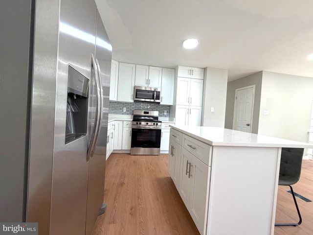 2402 JOSEPH DR, Clinton, MD 20735