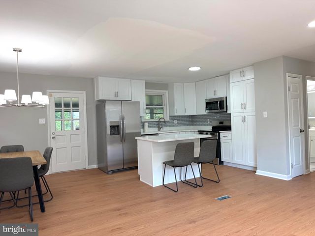 2402 JOSEPH DR, Clinton, MD 20735