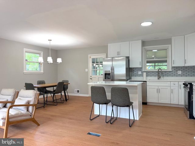 2402 JOSEPH DR, Clinton, MD 20735