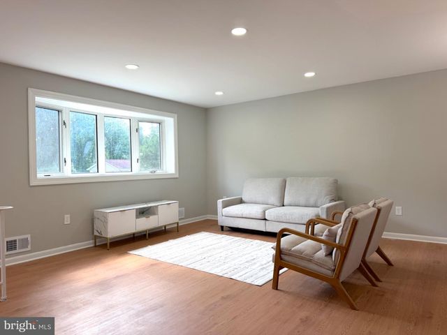 2402 JOSEPH DR, Clinton, MD 20735