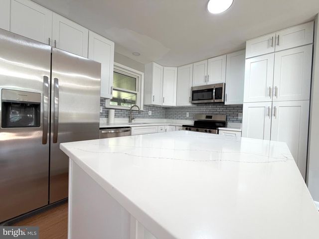2402 JOSEPH DR, Clinton, MD 20735