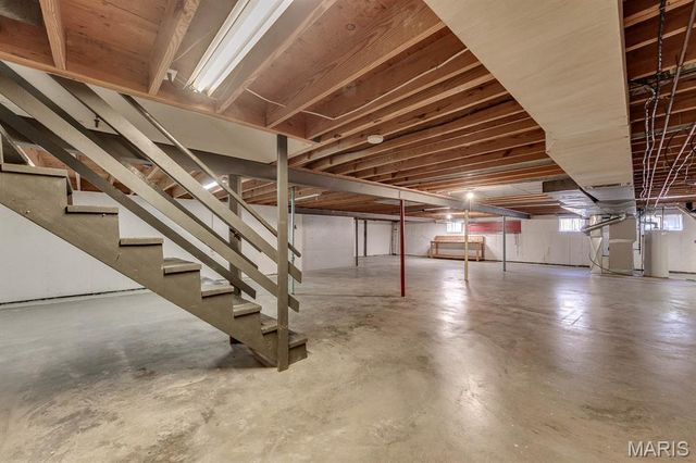 713 Barham Down Drive, Ballwin, MO 63011