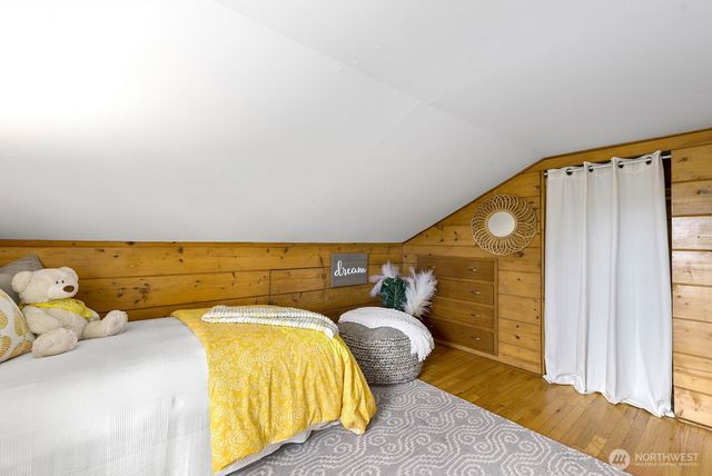 10753 28th Avenue SW, Seattle, WA 98146