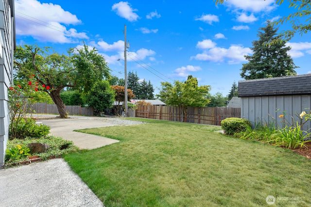 10753 28th Avenue SW, Seattle, WA 98146
