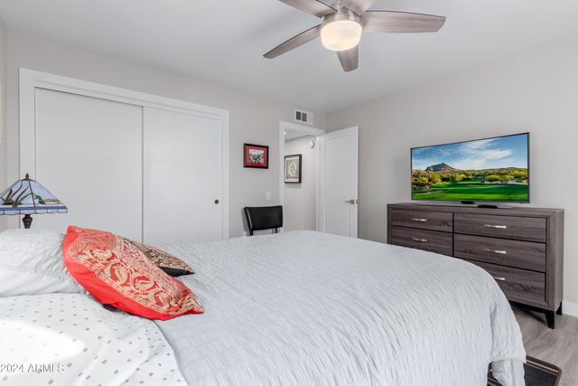 18019 N 137TH Drive N, Sun City West, AZ 85375