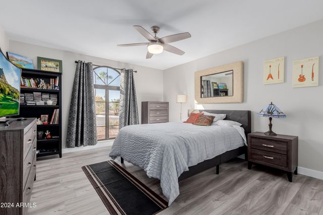 18019 N 137TH Drive N, Sun City West, AZ 85375