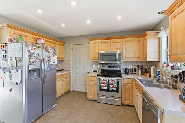 1766 Witt Way Dr, Spring Hill, TN 37174