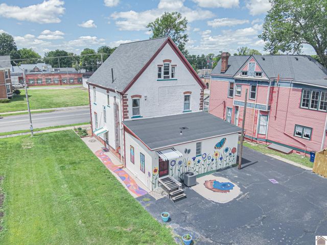 806 Jefferson St, Paducah, KY 42001