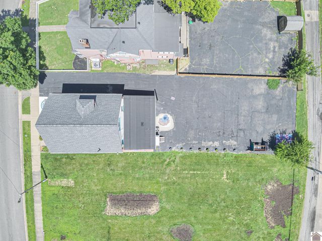 806 Jefferson St, Paducah, KY 42001