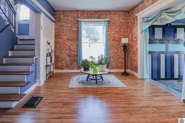 806 Jefferson St, Paducah, KY 42001