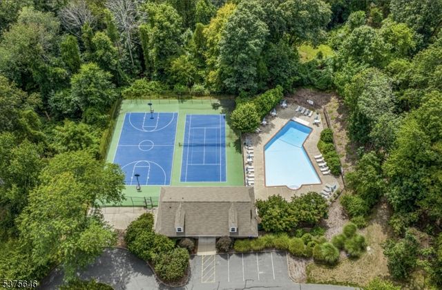 5 Carriage Lane, Sparta Twp., NJ 07871