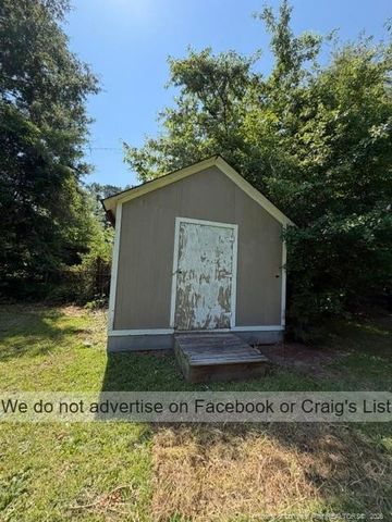 250 Autry Street, Raeford, NC 28376