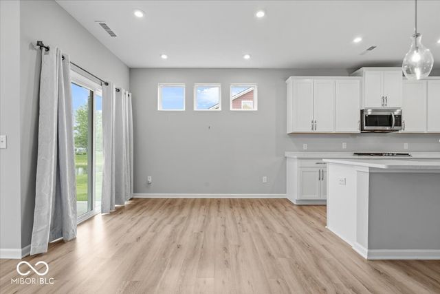 9089 Stone Trace Boulevard, Avon, IN 46123
