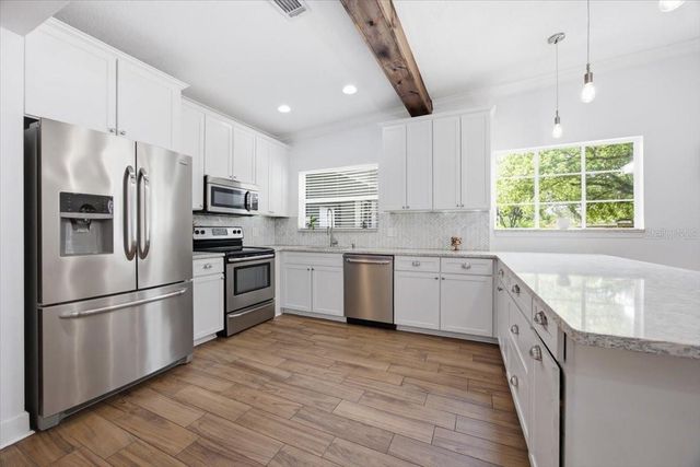 1626 SIMS PLACE, Lakeland, FL 33803