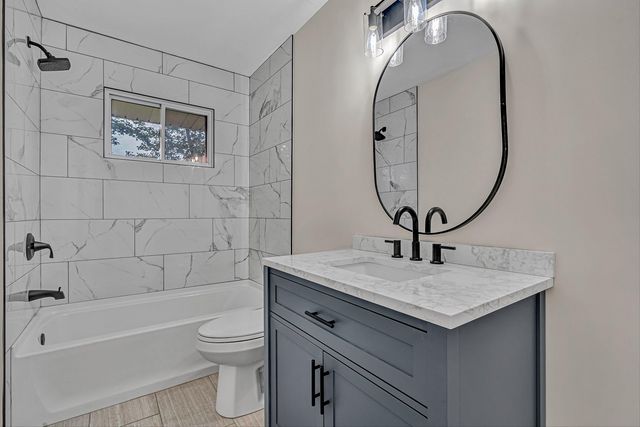 4549 Kirkwood DR, Roanoke, VA 24018