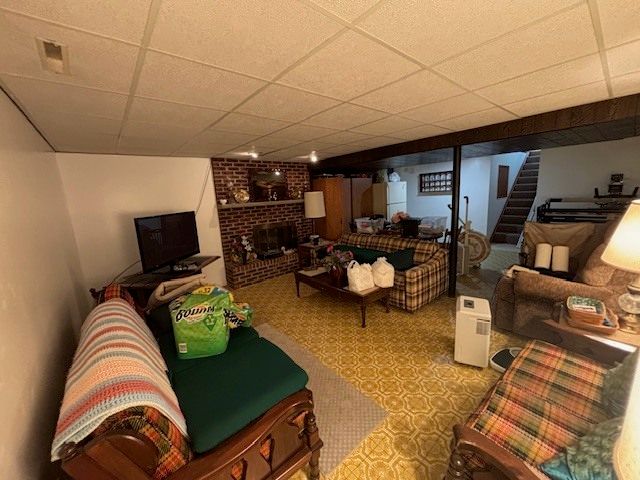 151 Rose Tree Lane, Lindenhurst, IL 60046