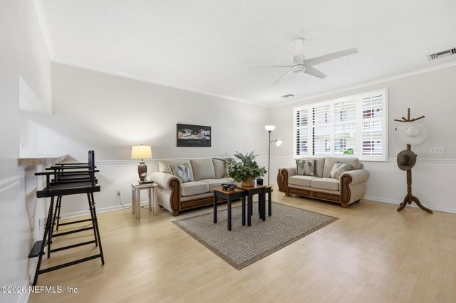 1830 SEVILLA Boulevard 204, Atlantic Beach, FL 32233